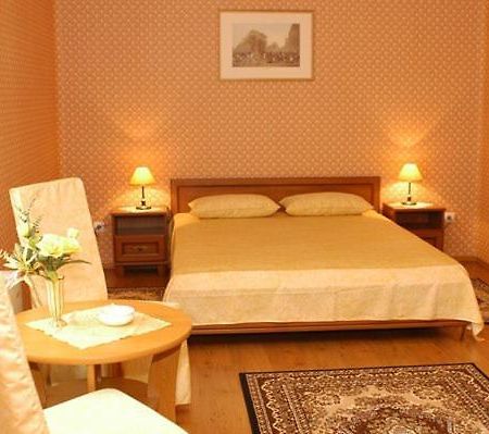Peron Panzio Bed and Breakfast Ντέμπρετσεν Εξωτερικό φωτογραφία